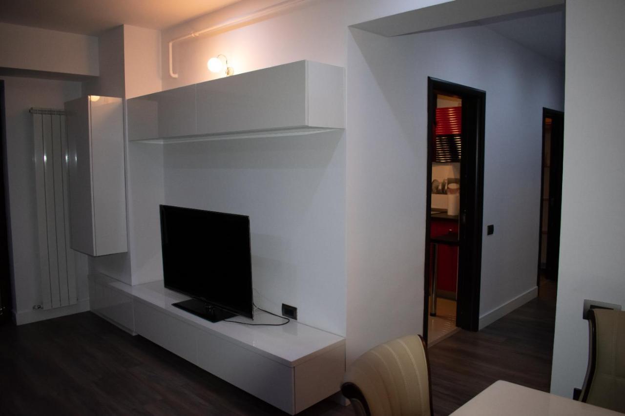 Apartament Valcea Apartman Râmnicu Vâlcea Kültér fotó