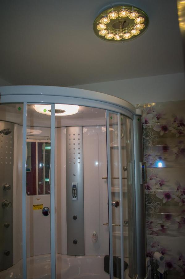 Apartament Valcea Apartman Râmnicu Vâlcea Kültér fotó