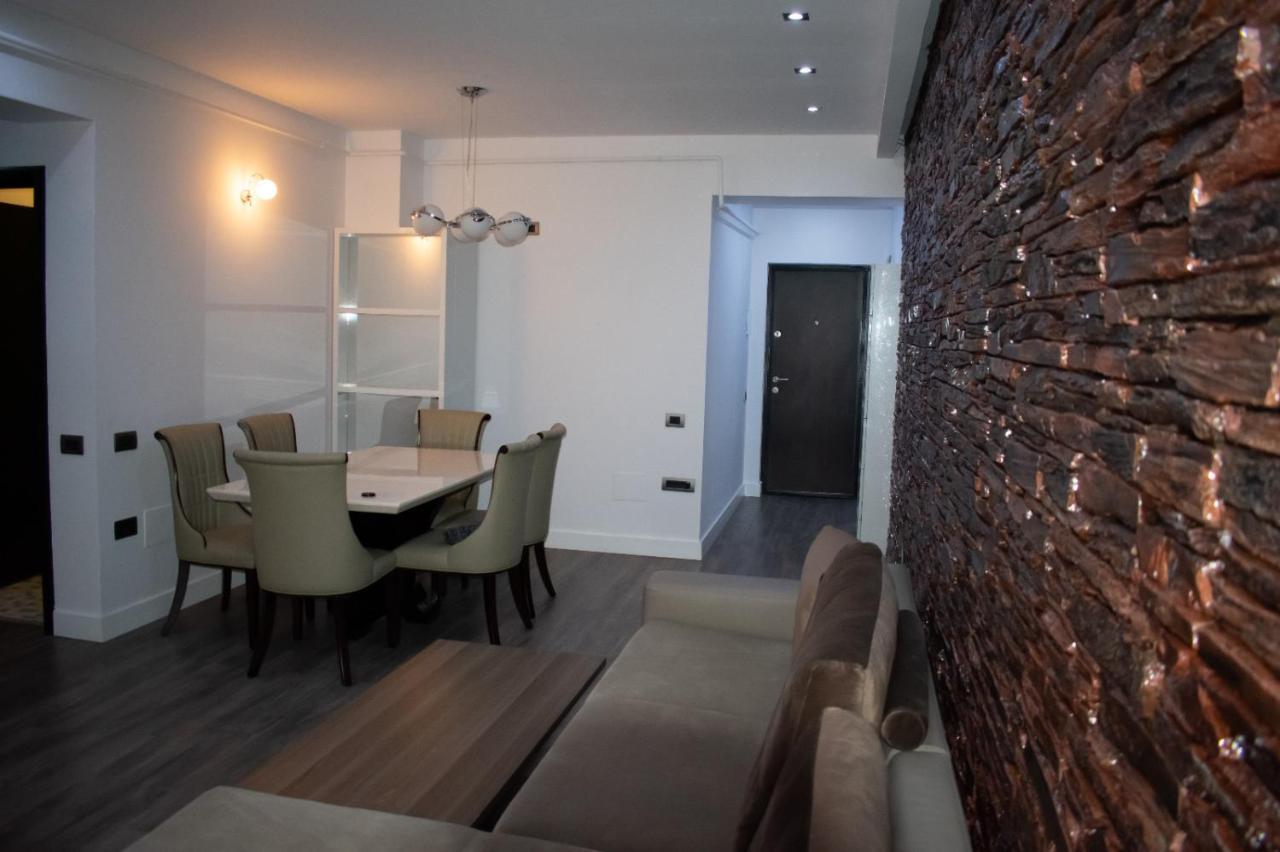 Apartament Valcea Apartman Râmnicu Vâlcea Kültér fotó